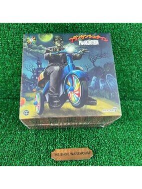 Super7 - Universal Monsters - Super Cycles - Frankenstein (Black